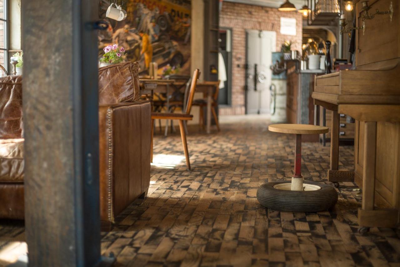 Motorworld Inn Warthausen Экстерьер фото